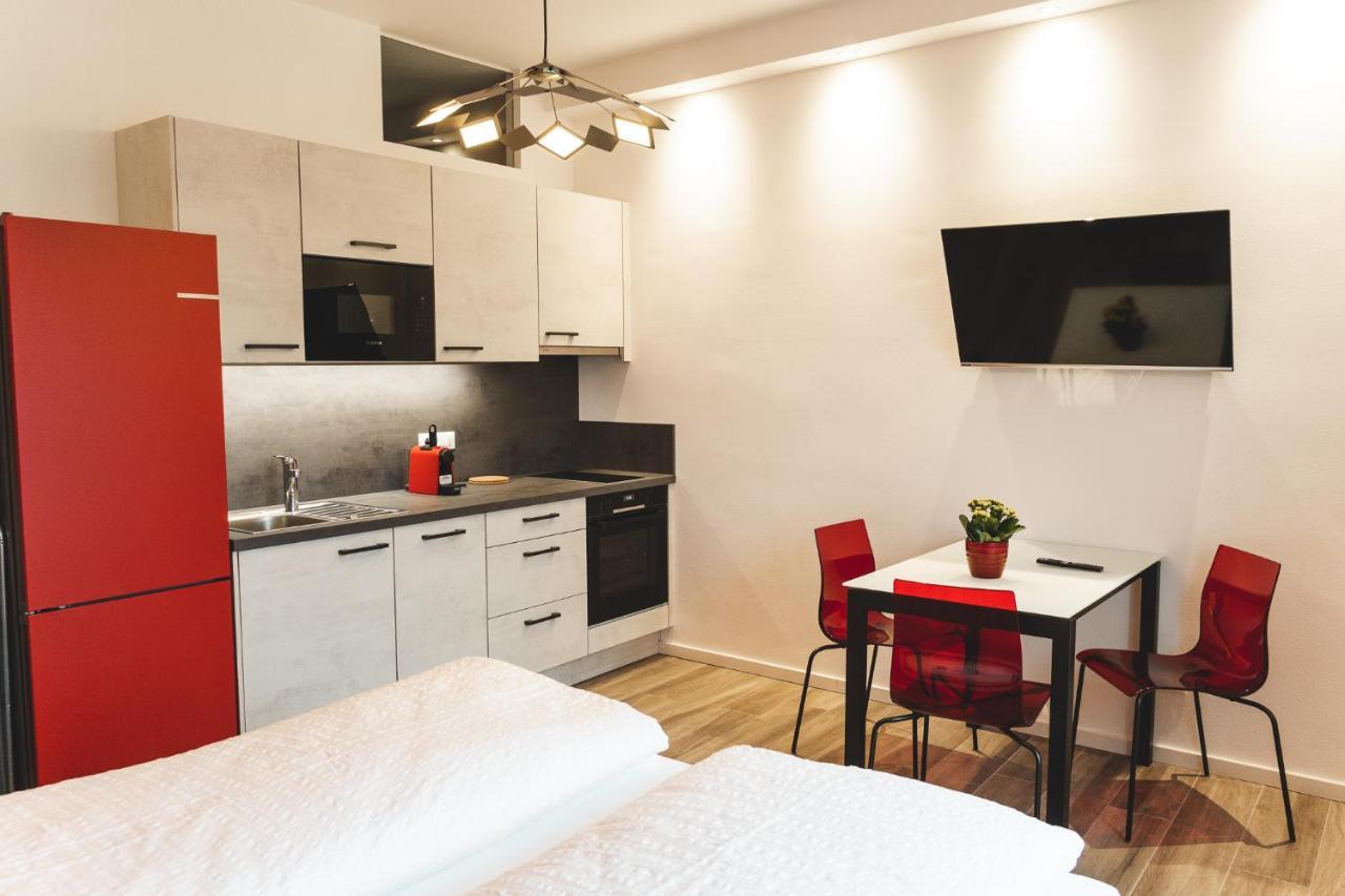 Studio-Appartment - Hotel Lux Merano Eksteriør billede