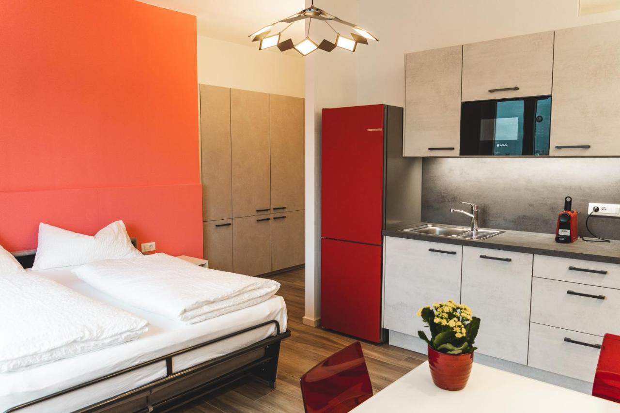 Studio-Appartment - Hotel Lux Merano Eksteriør billede
